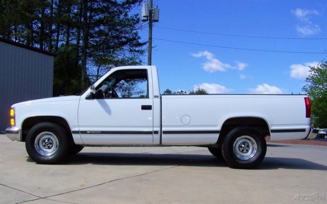 1991 Chevrolet C/K Pickup 1500 SILVERADO 63K FUEL INJ 5.0L 305 VERY SHARP ALL STK - photo 5