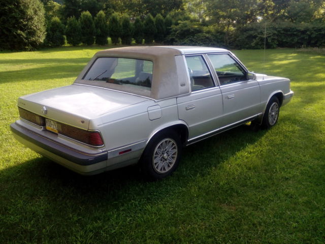 1986 Chrysler LeBaron - photo 4