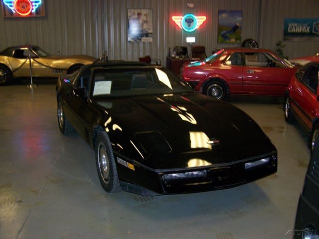 1986 Chevrolet Corvette 37K PREMIUM COUPE GLASS TARGA ROOF ALL STOCK NICE TIGHT UNIT - photo 10