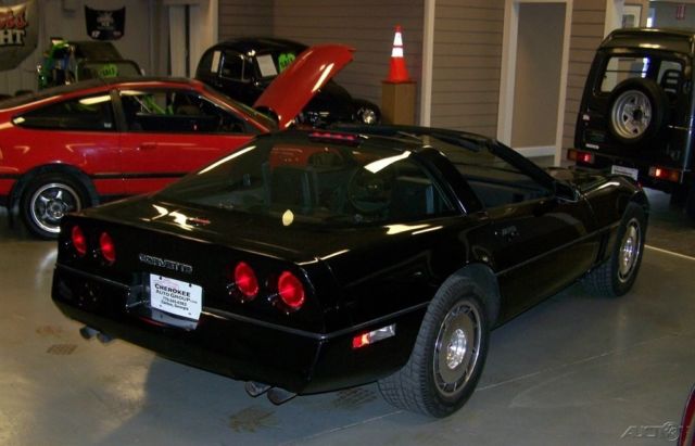 1986 Chevrolet Corvette 37K PREMIUM COUPE GLASS TARGA ROOF ALL STOCK NICE TIGHT UNIT - photo 12
