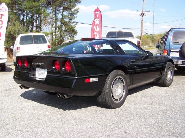 1986 Chevrolet Corvette 37K PREMIUM COUPE GLASS TARGA ROOF ALL STOCK NICE TIGHT UNIT - photo 4
