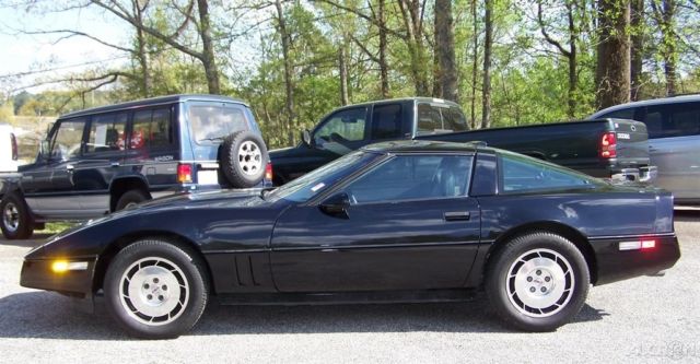 1986 Chevrolet Corvette 37K PREMIUM COUPE GLASS TARGA ROOF ALL STOCK NICE TIGHT UNIT - photo 6