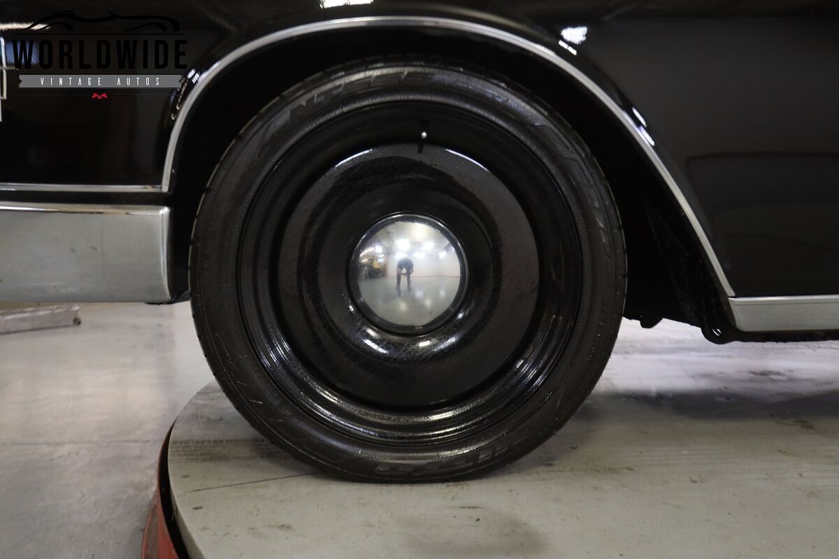1966 Lincoln Continental - photo 12
