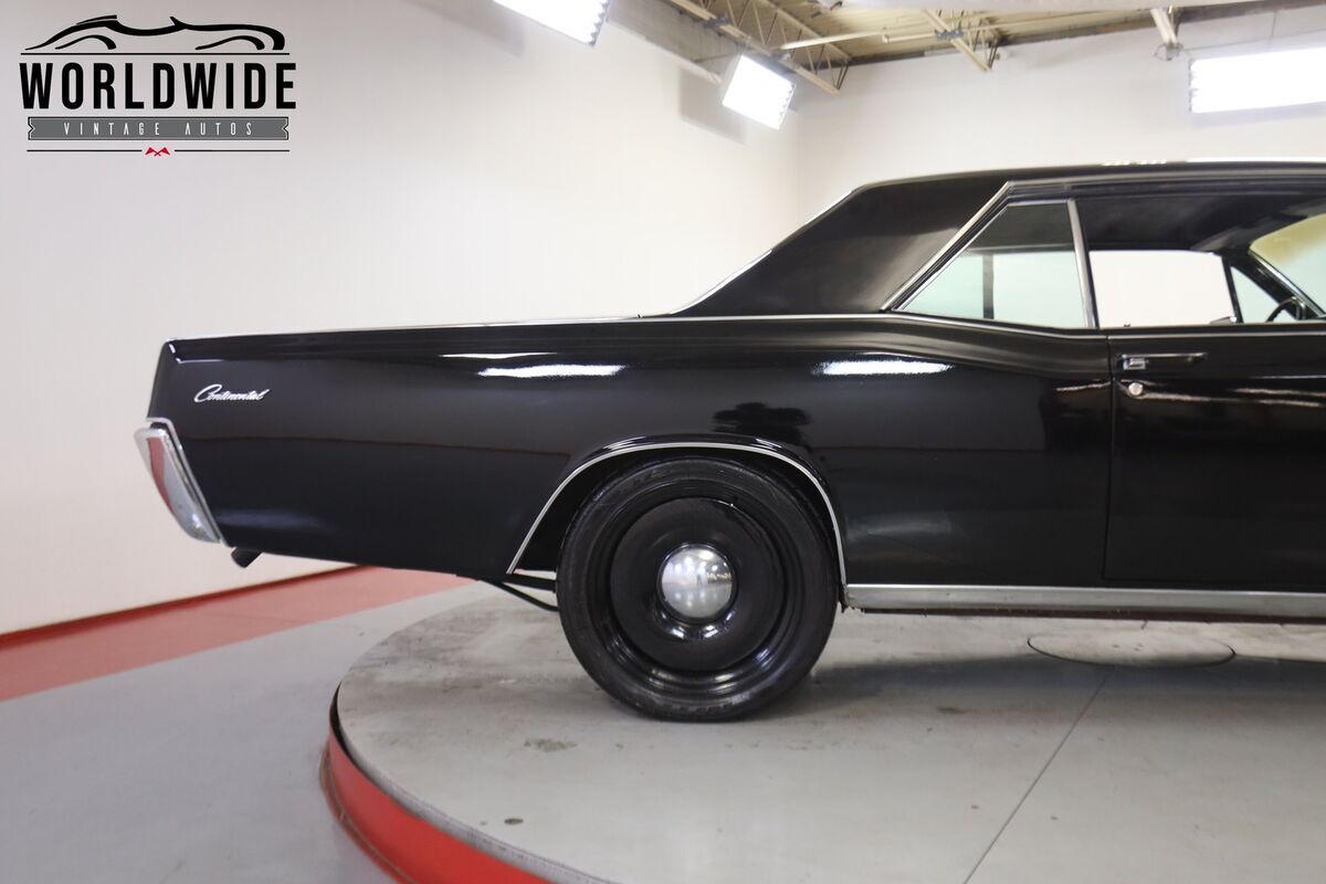 1966 Lincoln Continental - photo 9
