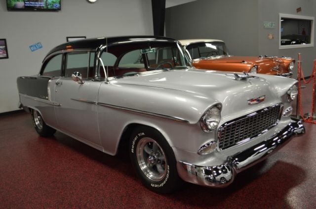 CLEAN CUSTOM balck and gray 350 auto NEW interior AC power steering disc brakes 1955 Chevrolet Bel Air/150/210 post
