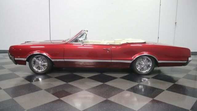 1966 Oldsmobile Cutlass Convertible - photo 3