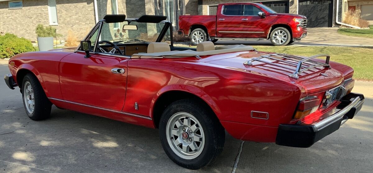 1982 Fiat 124 Spider - photo 2