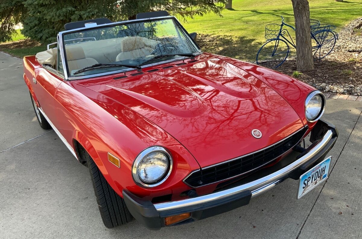 1982 Fiat 124 Spider - photo 4