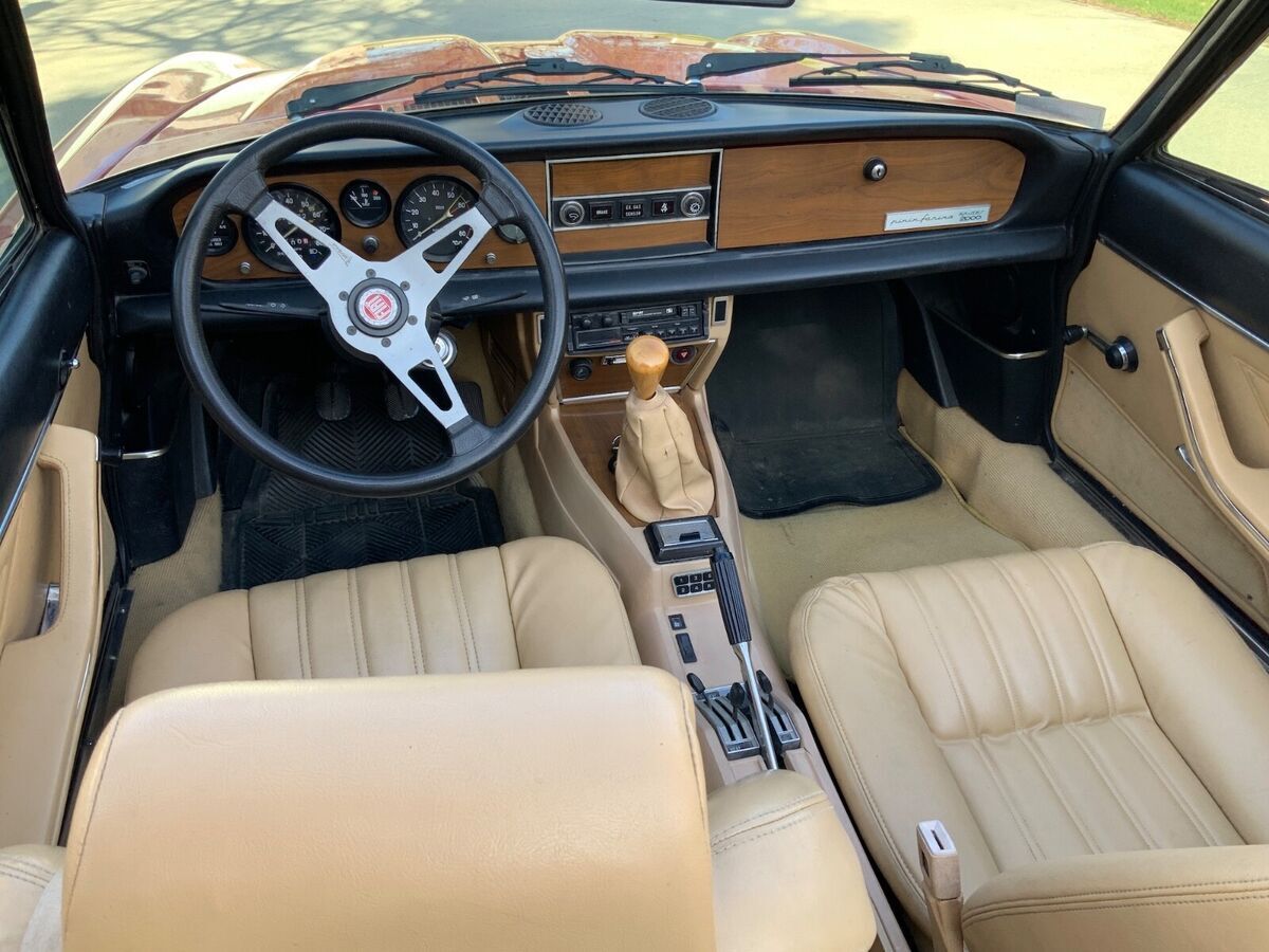 1982 Fiat 124 Spider - photo 8