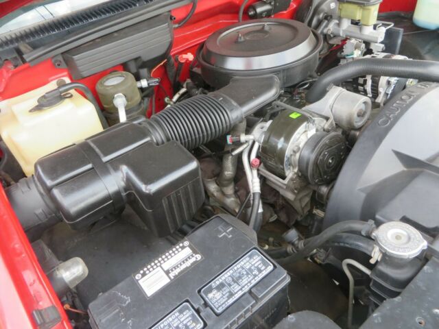 1994 Chevrolet C/K Pickup 1500 SILVERADO SHORT BED - photo 9