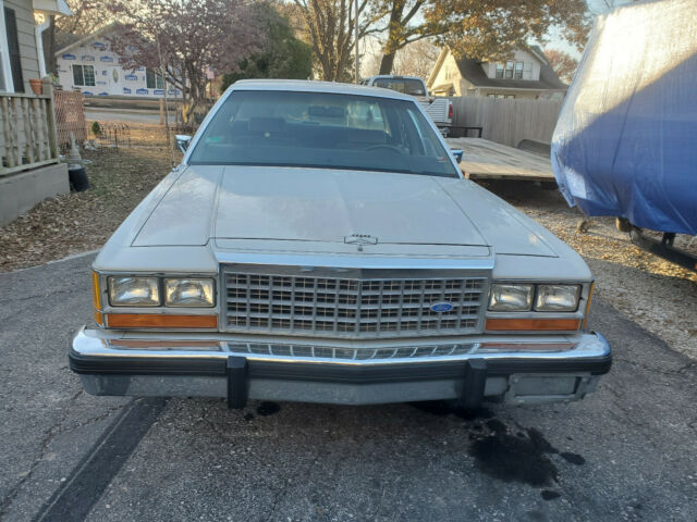 1987 Ford Crown Victoria LTD - photo 2