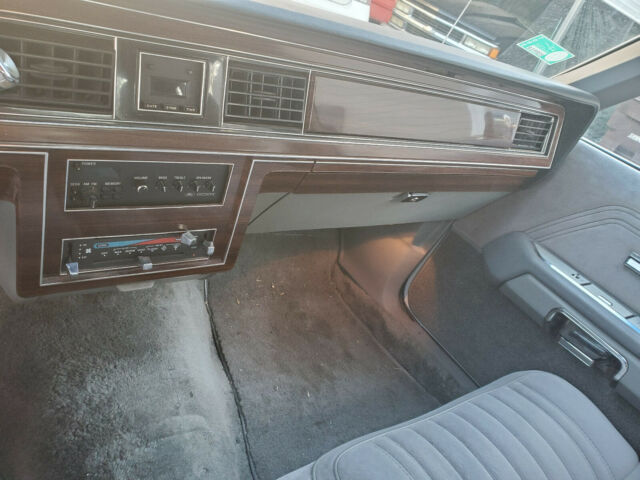 1987 Ford Crown Victoria LTD - photo 7