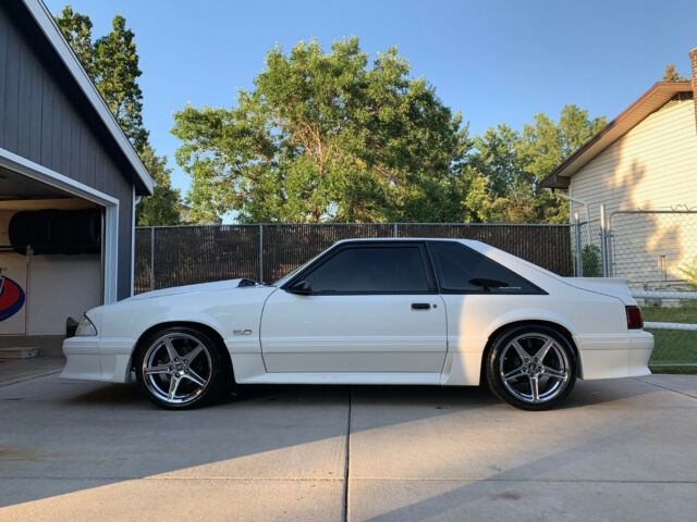 1993 Ford Mustang GT - photo 4