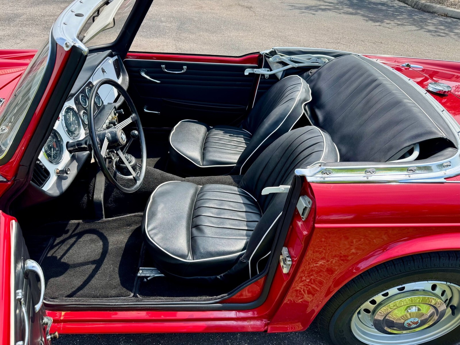 1964 Triumph TR4 - photo 4
