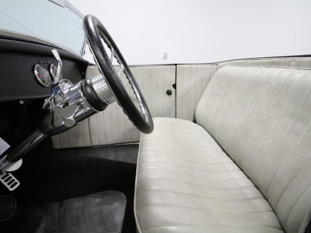 1932 Ford Hi-Boy Roadster - photo 4