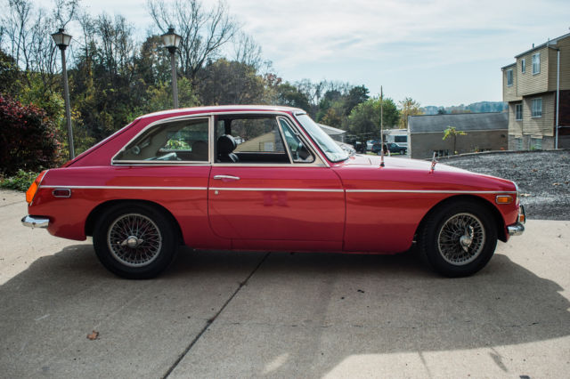 1972 MG MGB - photo 2