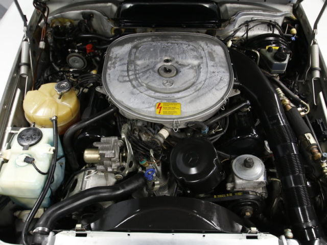 1989 Mercedes-Benz 560SL - photo 3