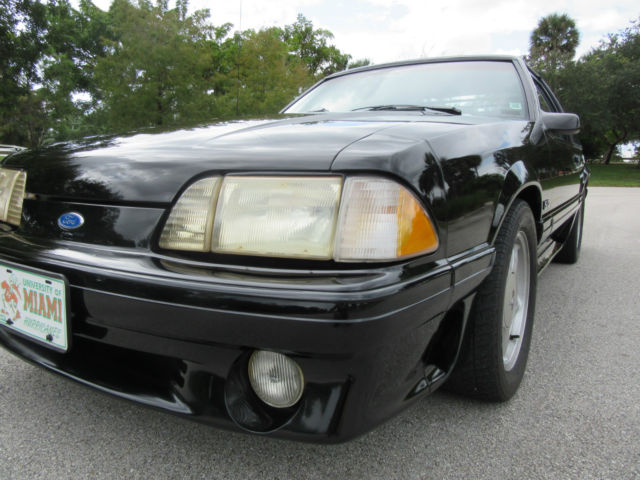 1990 Ford Mustang GT - photo 10