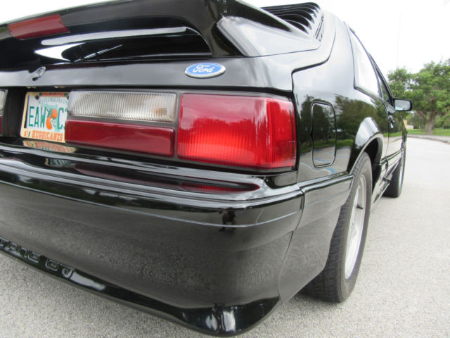 1990 Ford Mustang GT - photo 11