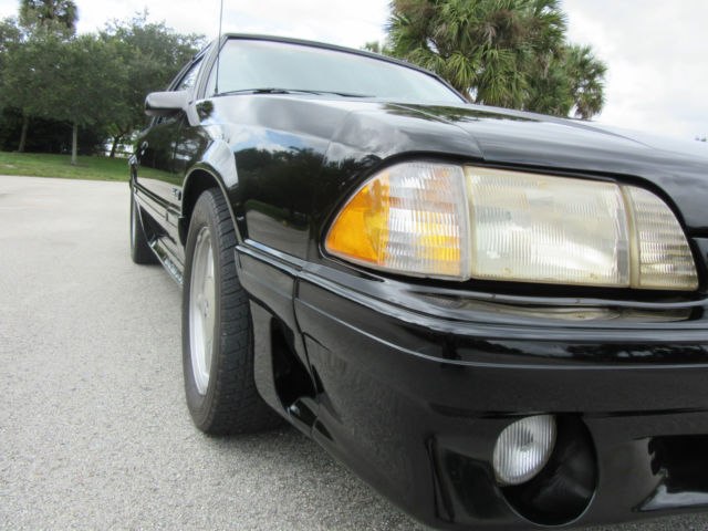 1990 Ford Mustang GT - photo 12