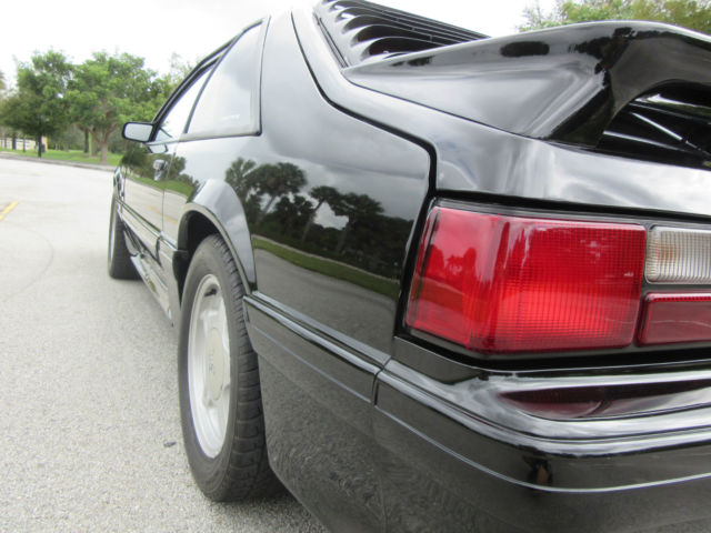 1990 Ford Mustang GT - photo 9