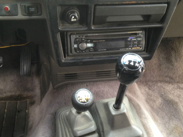 1987 Nissan Pathfinder XE Sport Utility 2-Door - photo 7