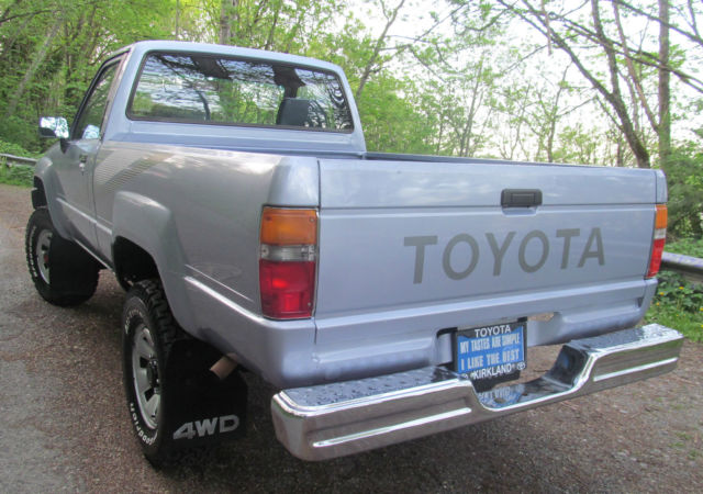 1988 Toyota Tacoma - photo 5