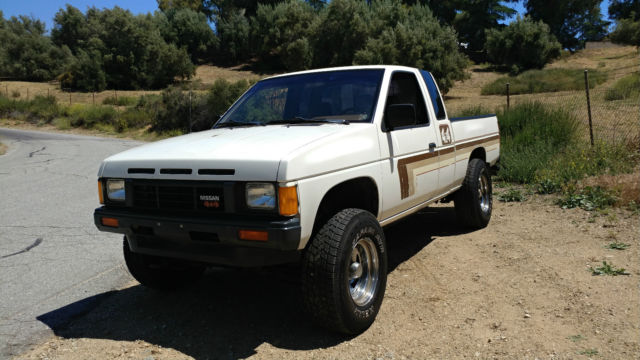 1986 Nissan Other Pickups 4x4 King Cab XE - photo 7