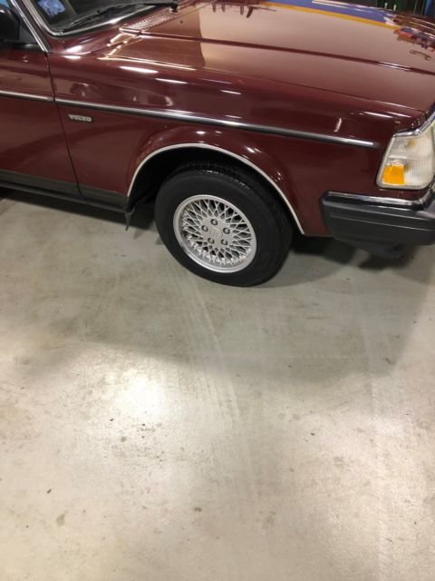 1988 Volvo 240 - photo 3