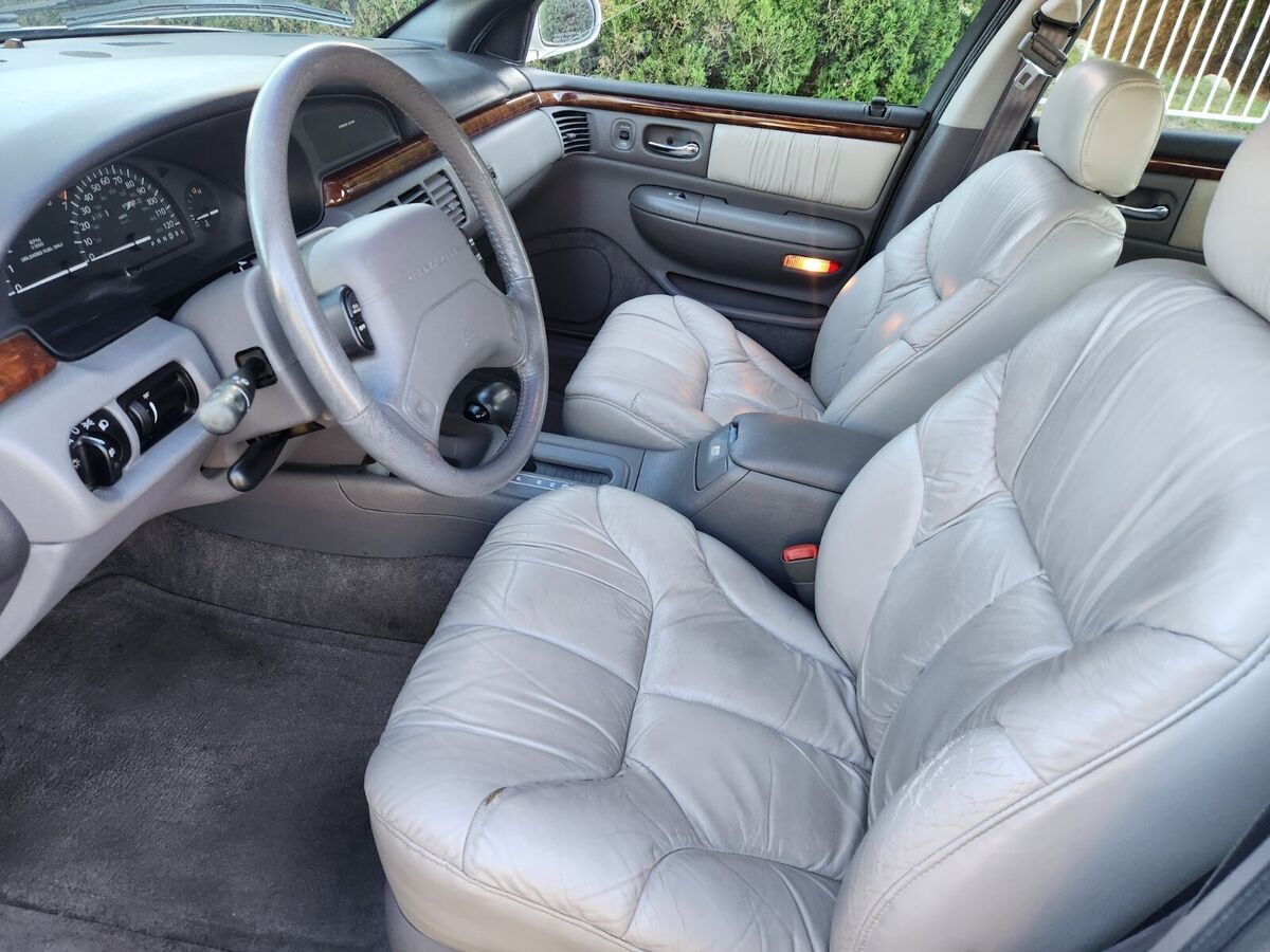 1994 Chrysler LHS - photo 7