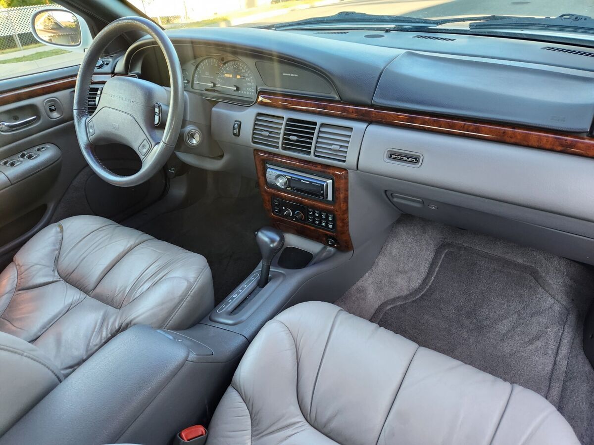 1994 Chrysler LHS - photo 9