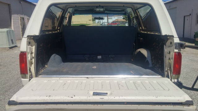 1988 Ford Bronco Custom 4x4 - photo 8