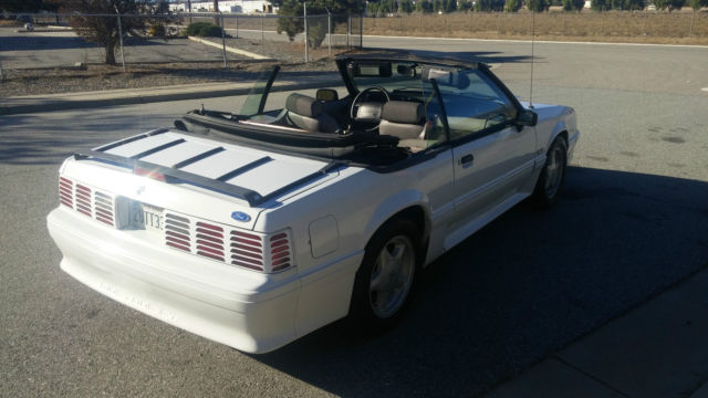 1991 Ford Mustang GT - photo 10