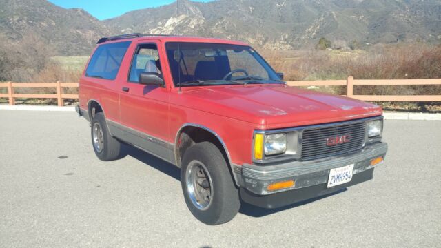 1991 GMC Jimmy SLE 2WD - photo 3