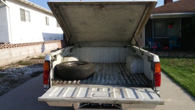 1992 Nissan Other Pickups SE V6 - photo 6