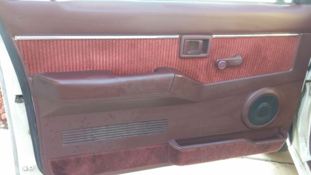 1992 Nissan Other Pickups SE V6 - photo 9