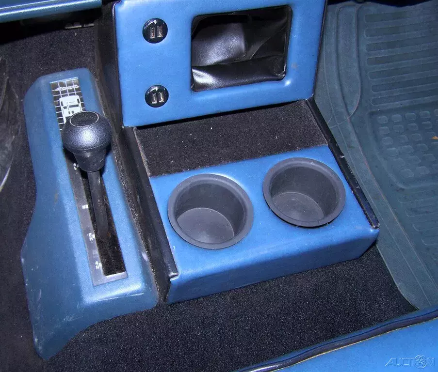 1988 Chevrolet C/K Pickup 1500 4WD SS 454 VORTEC 7.4L REPLICA REG CAB SHORT BED - photo 12