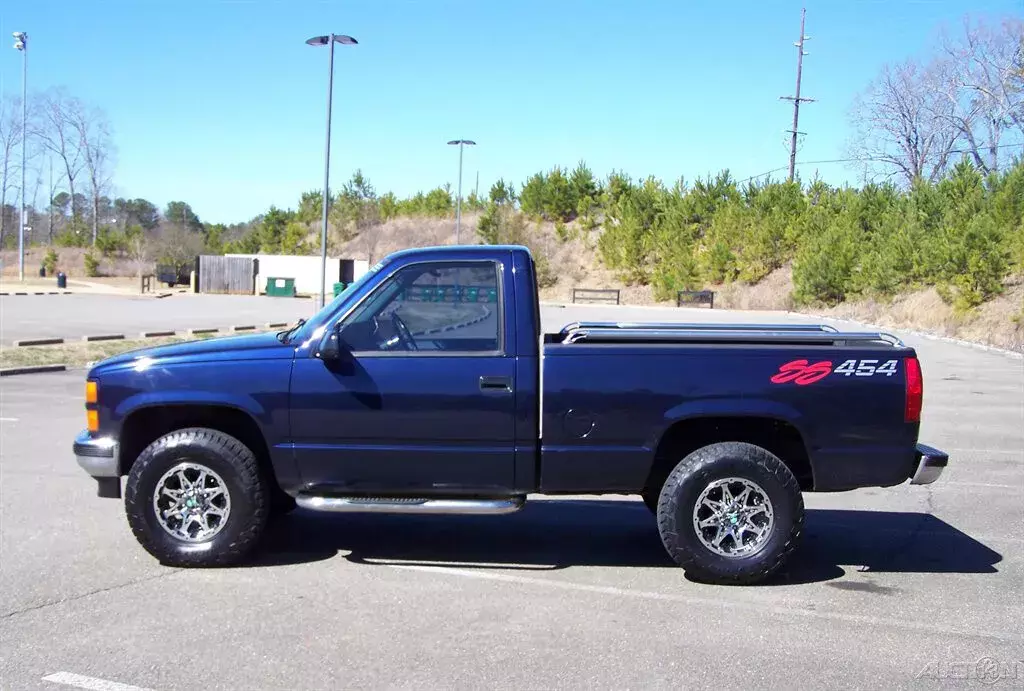 1988 Chevrolet C/K Pickup 1500 4WD SS 454 VORTEC 7.4L REPLICA REG CAB SHORT BED - photo 7