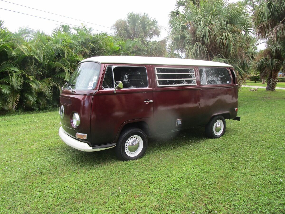 Clean, solid... engine less than 11,000 miles. Runs strong 1971 Volkswagen Bus/Vanagon