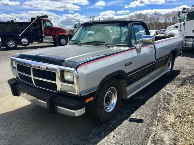 1991 Dodge Ram 2500 - photo 3