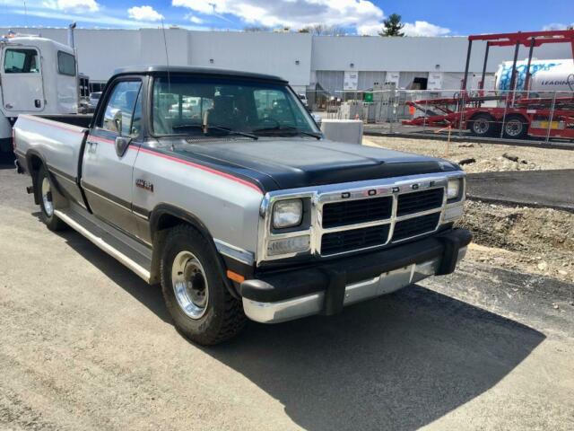 1991 Dodge Ram 2500 - photo 4