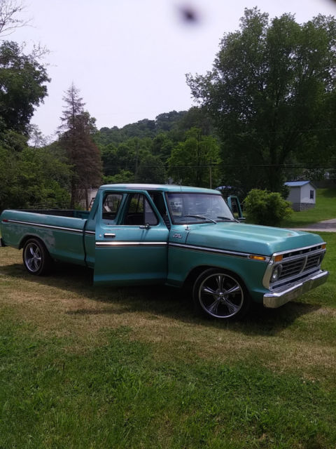 1977 Ford F-150 Green/Black - photo 2