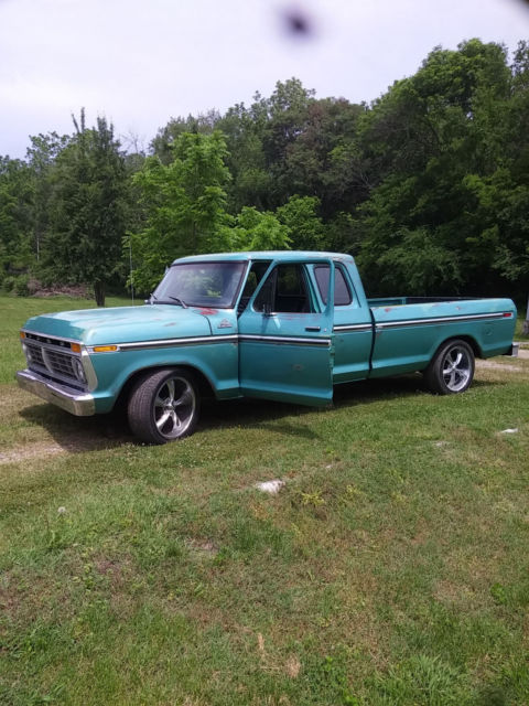 1977 Ford F-150 Green/Black - photo 3