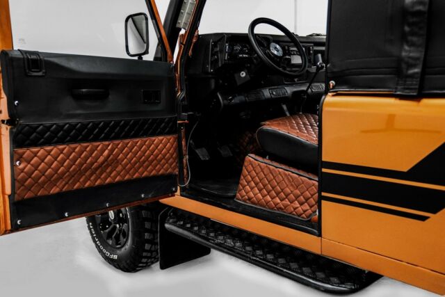 1993 Land Rover Defender 110 SPORT UTILITY - photo 13