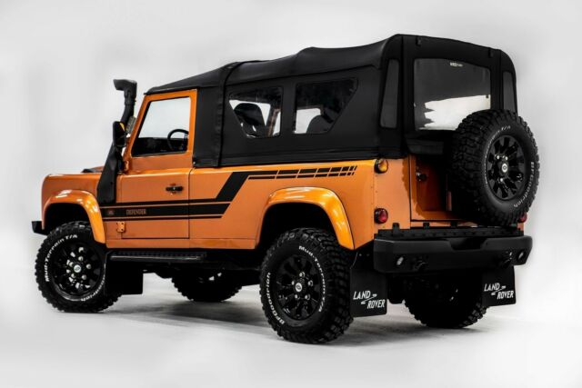 1993 Land Rover Defender 110 SPORT UTILITY - photo 4