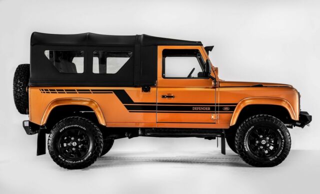 1993 Land Rover Defender 110 SPORT UTILITY - photo 5