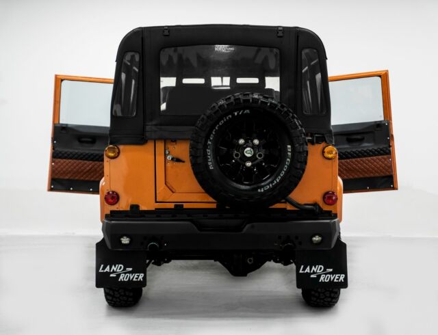 1993 Land Rover Defender 110 SPORT UTILITY - photo 9