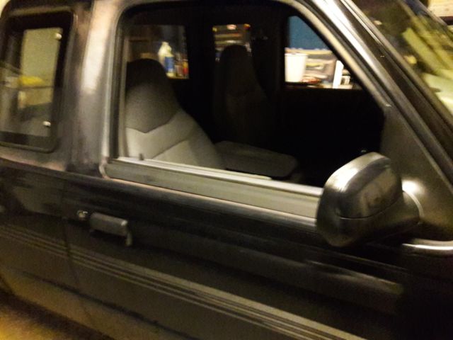 1994 Mazda B-Series Pickups - photo 11