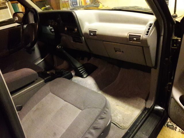 1994 Mazda B-Series Pickups - photo 5