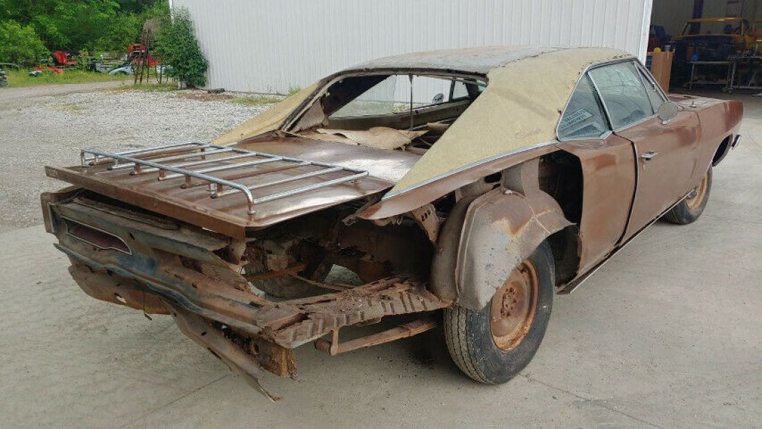1969 Dodge Charger - photo 3